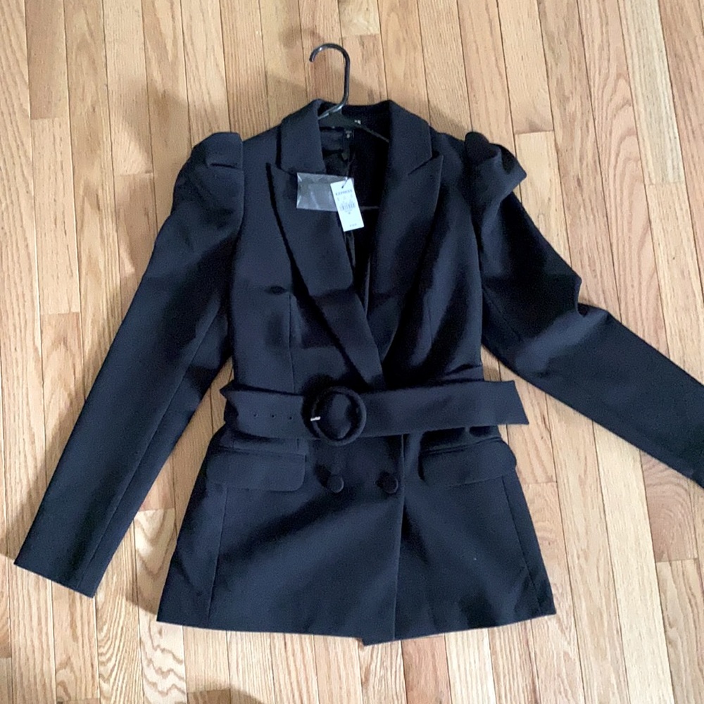 NWT- Express belted blazer